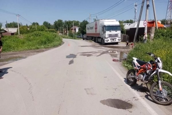 Подросток на питбайке сбил семилетнего велосипедиста в Новосибирске